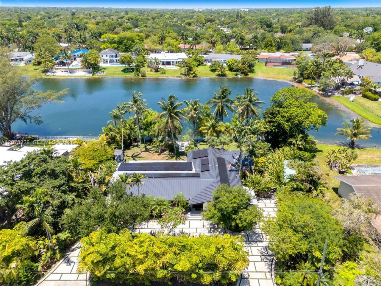 13400 SW 70th Ave, Pinecrest, FL 33156 Photo