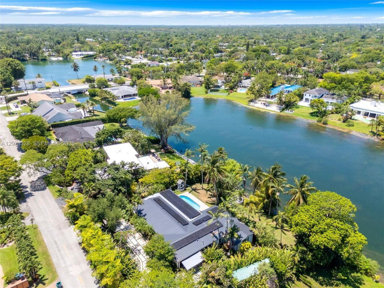 13400 SW 70th Ave, Pinecrest, FL 33156 Photo