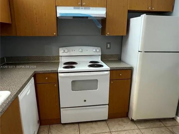 3470 Foxcroft Rd , Unit 108, Miramar, FL 33025