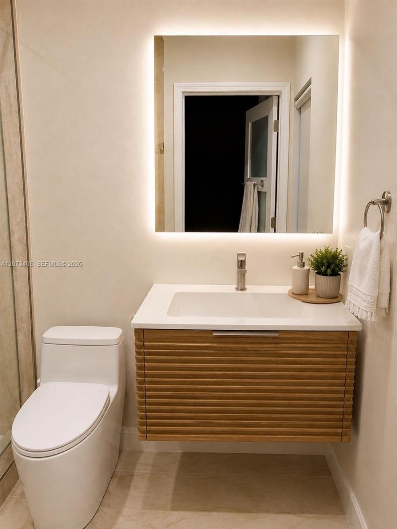 3225 NE 207th Ter , Aventura, FL 33180 Photo