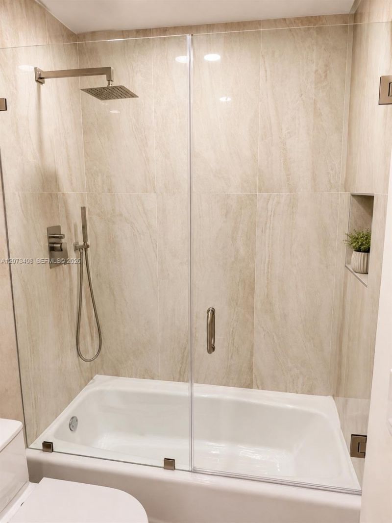 3225 NE 207th Ter , Aventura, FL 33180 Photo