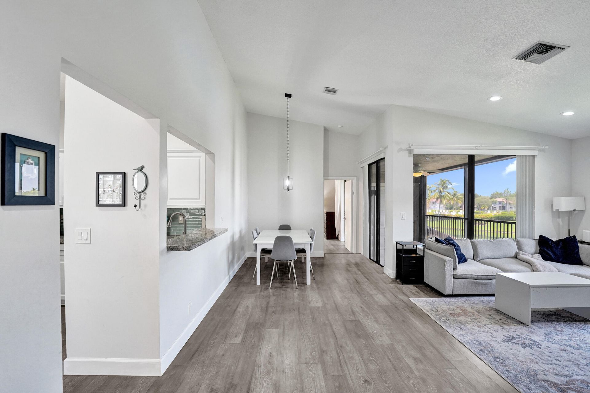 10631 NW 14th Street, Unit 212, Plantation, FL 33322 Photo
