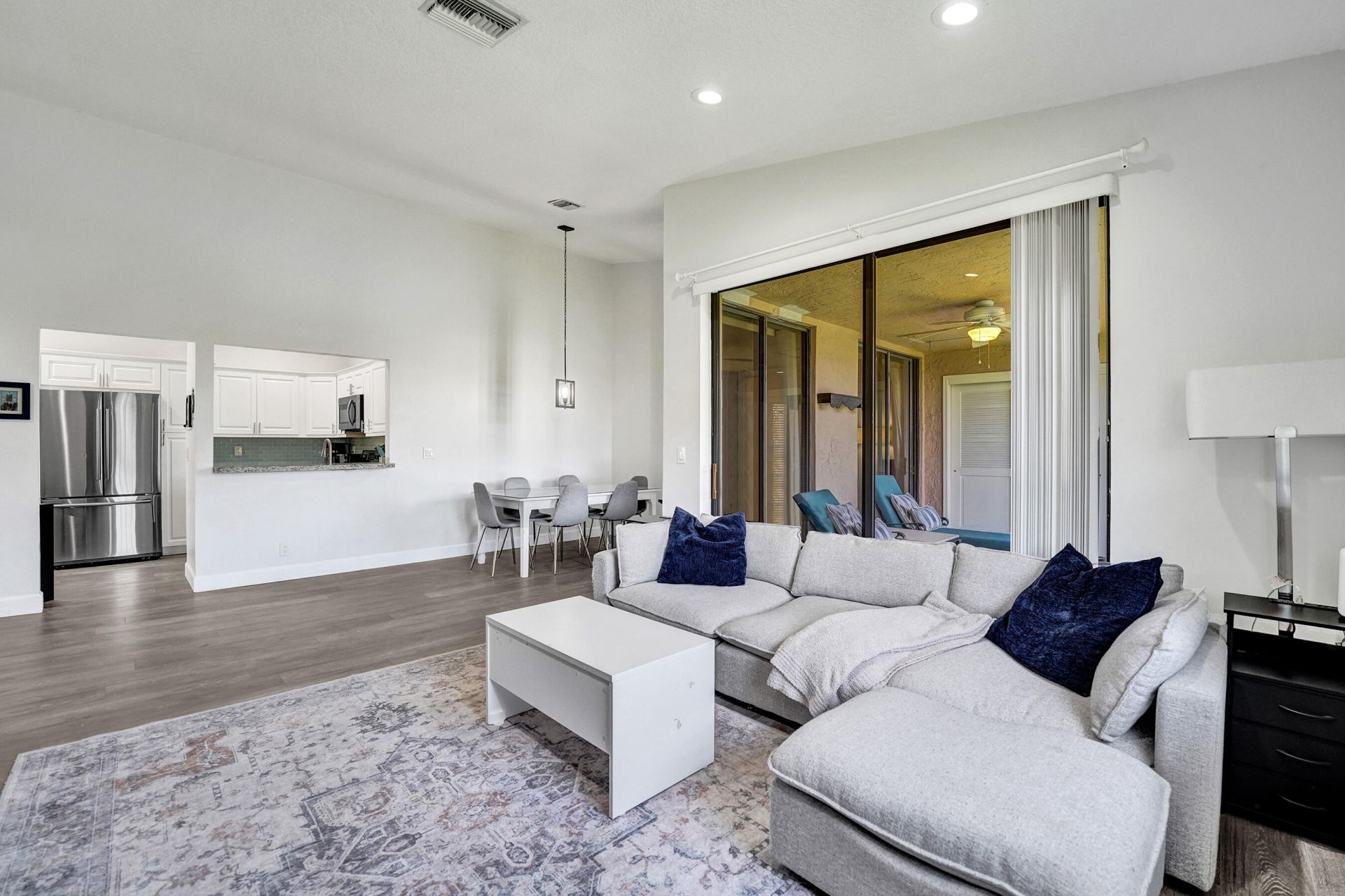 10631 NW 14th Street, Unit 212, Plantation, FL 33322 Photo