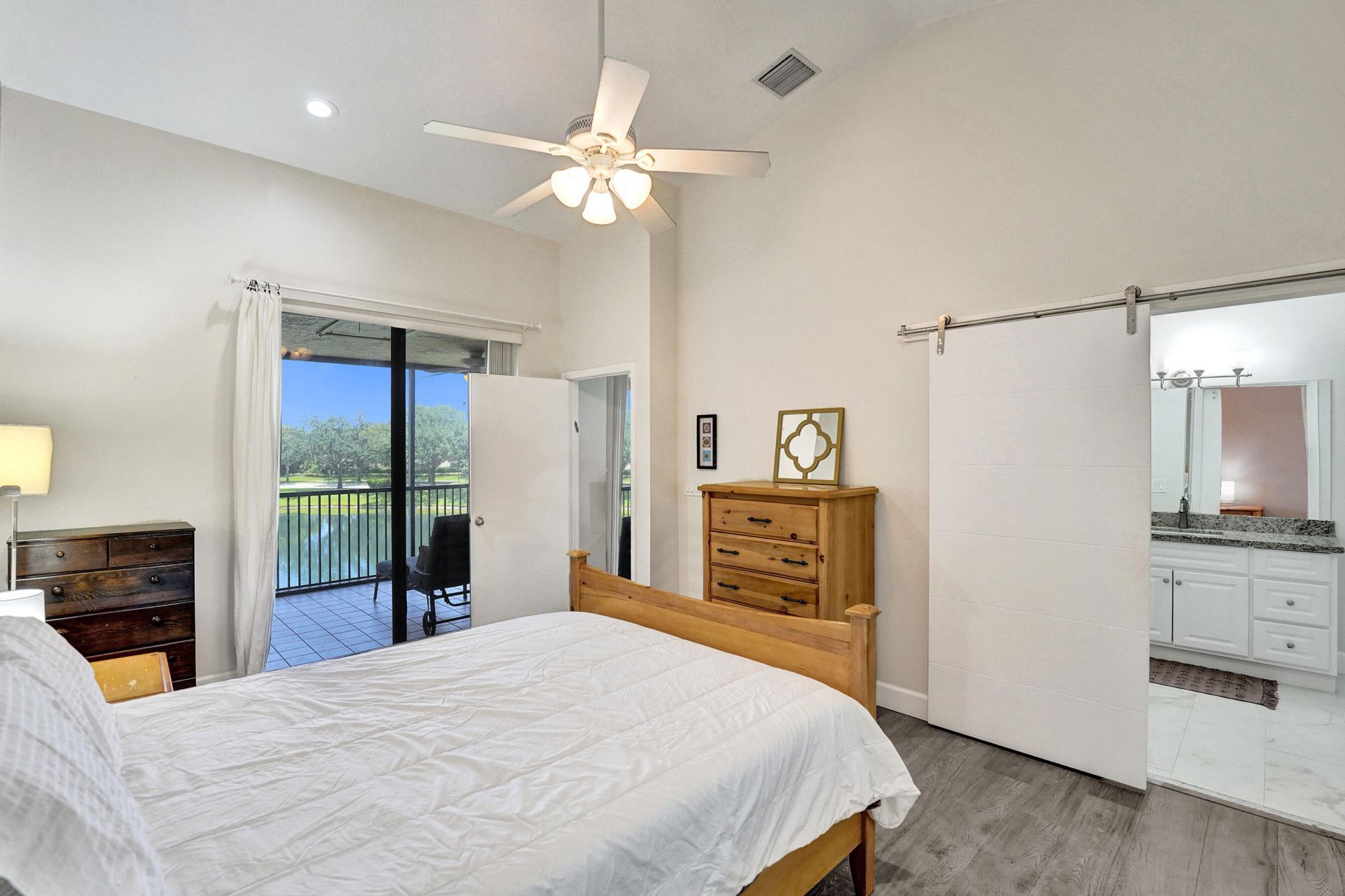 10631 NW 14th Street, Unit 212, Plantation, FL 33322 Photo