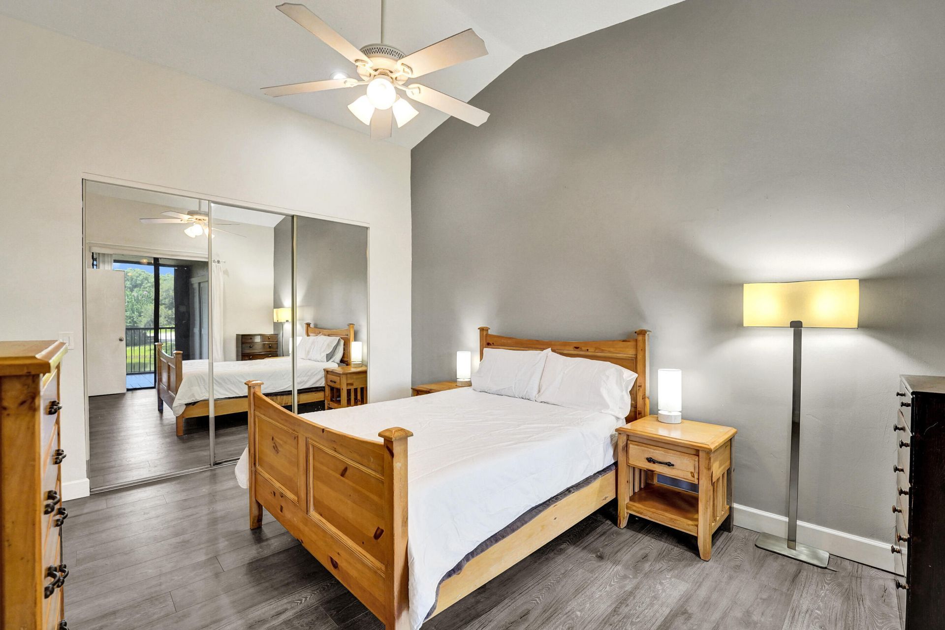 10631 NW 14th Street, Unit 212, Plantation, FL 33322 Photo