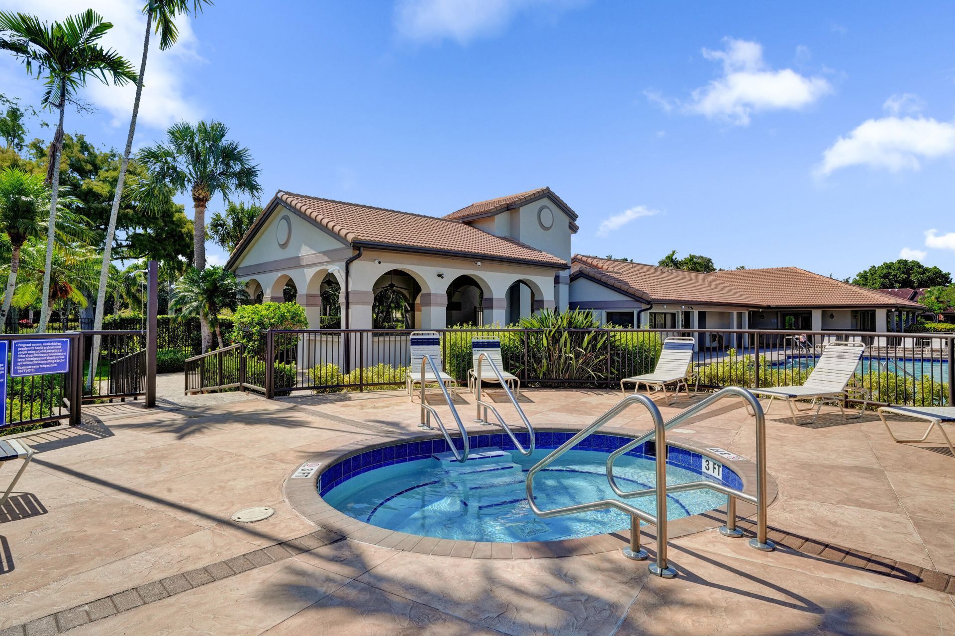 10631 NW 14th Street, Unit 212, Plantation, FL 33322 Photo