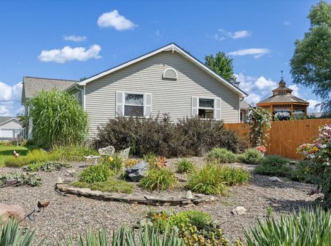 Main Photo