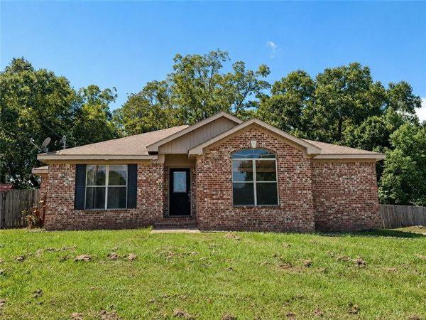 9650 Curtis Drive W, Irvington, AL 36544