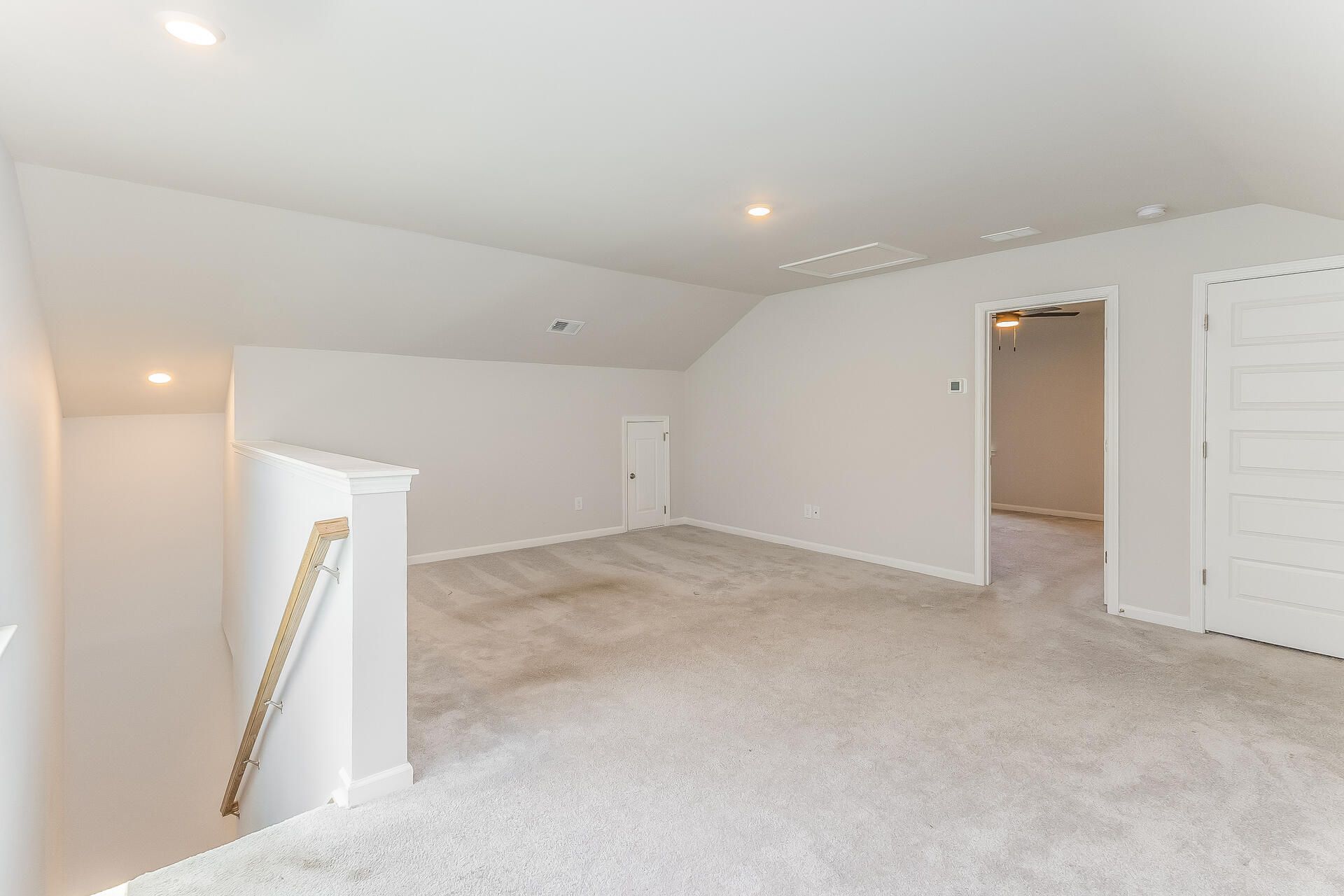 216 Red Bluff Street Photo 4