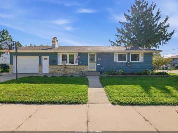 106 N MEADOW STREET, Oshkosh, WI 54902