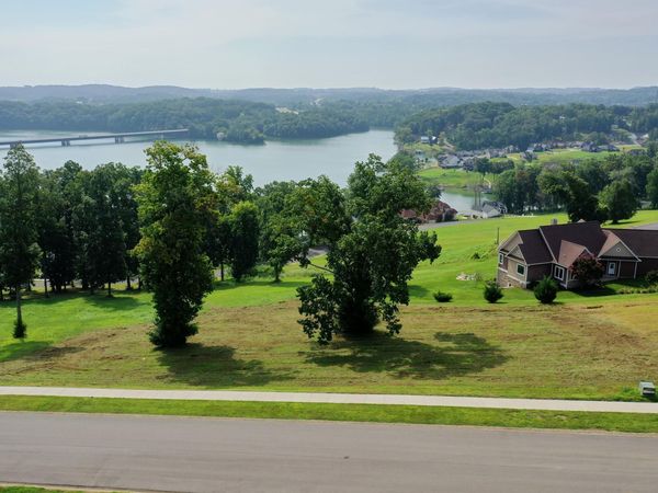 2342 Windswept Way, Morristown, TN 37814