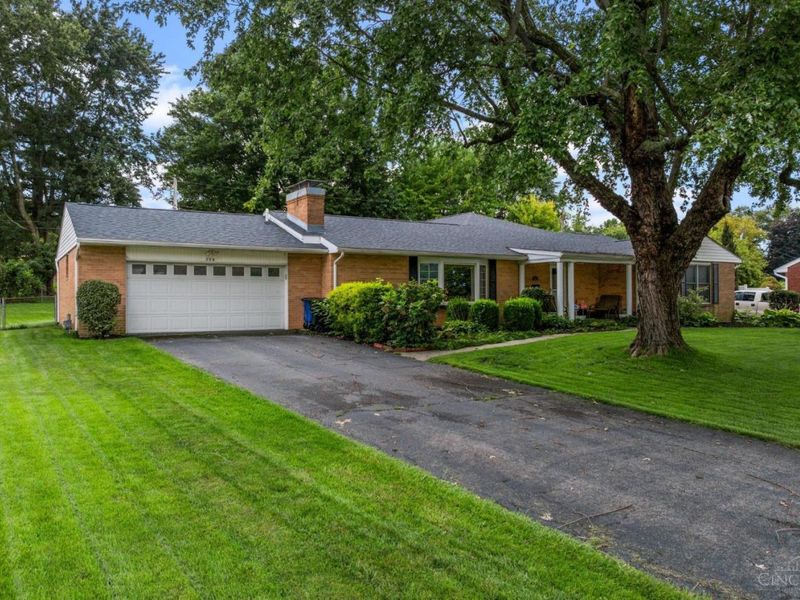 324 Hiatt Avenue, Wilmington, OH 45177 Photo 2