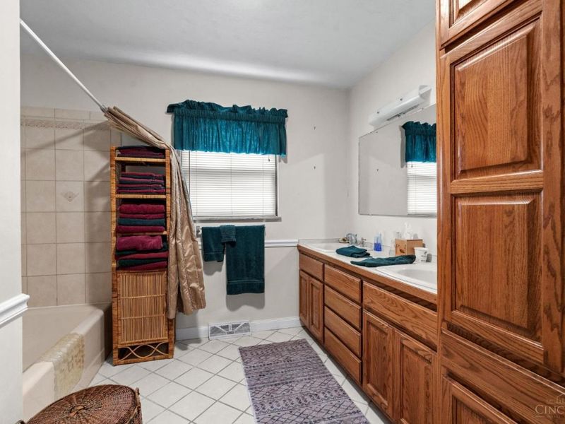 324 Hiatt Avenue, Wilmington, OH 45177 Photo 27
