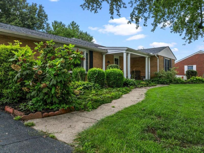 324 Hiatt Avenue, Wilmington, OH 45177 Photo 3
