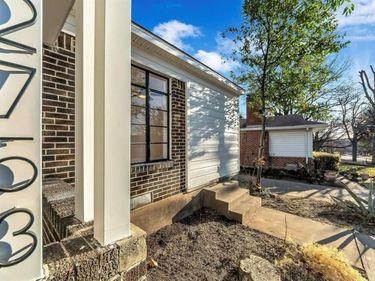 2753 El Tivoli Drive, Dallas, TX 75211