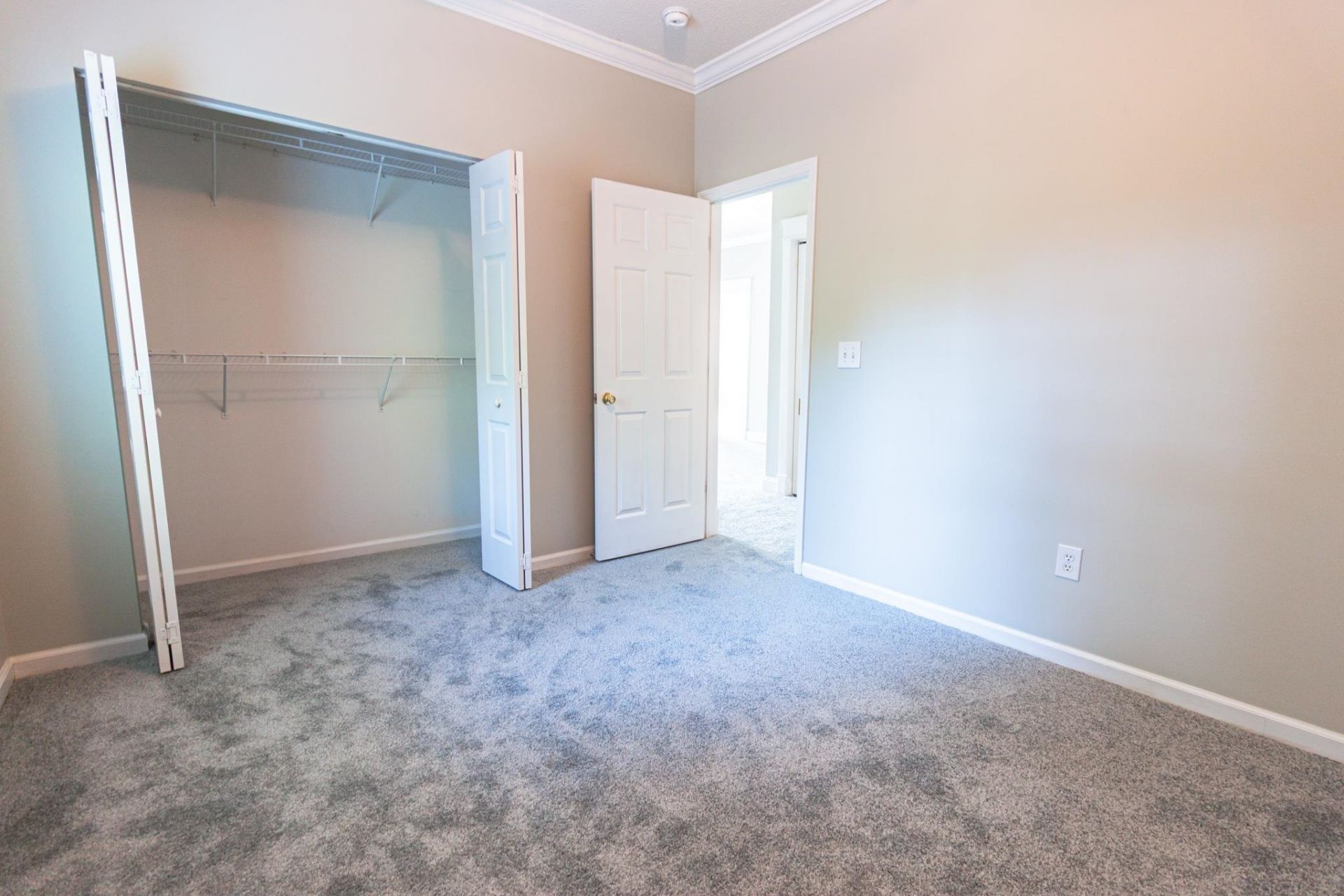 6307 Sweetwater Blvd. Photo 10