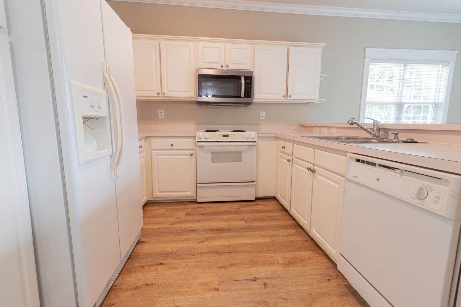 6307 Sweetwater Blvd. Photo 11