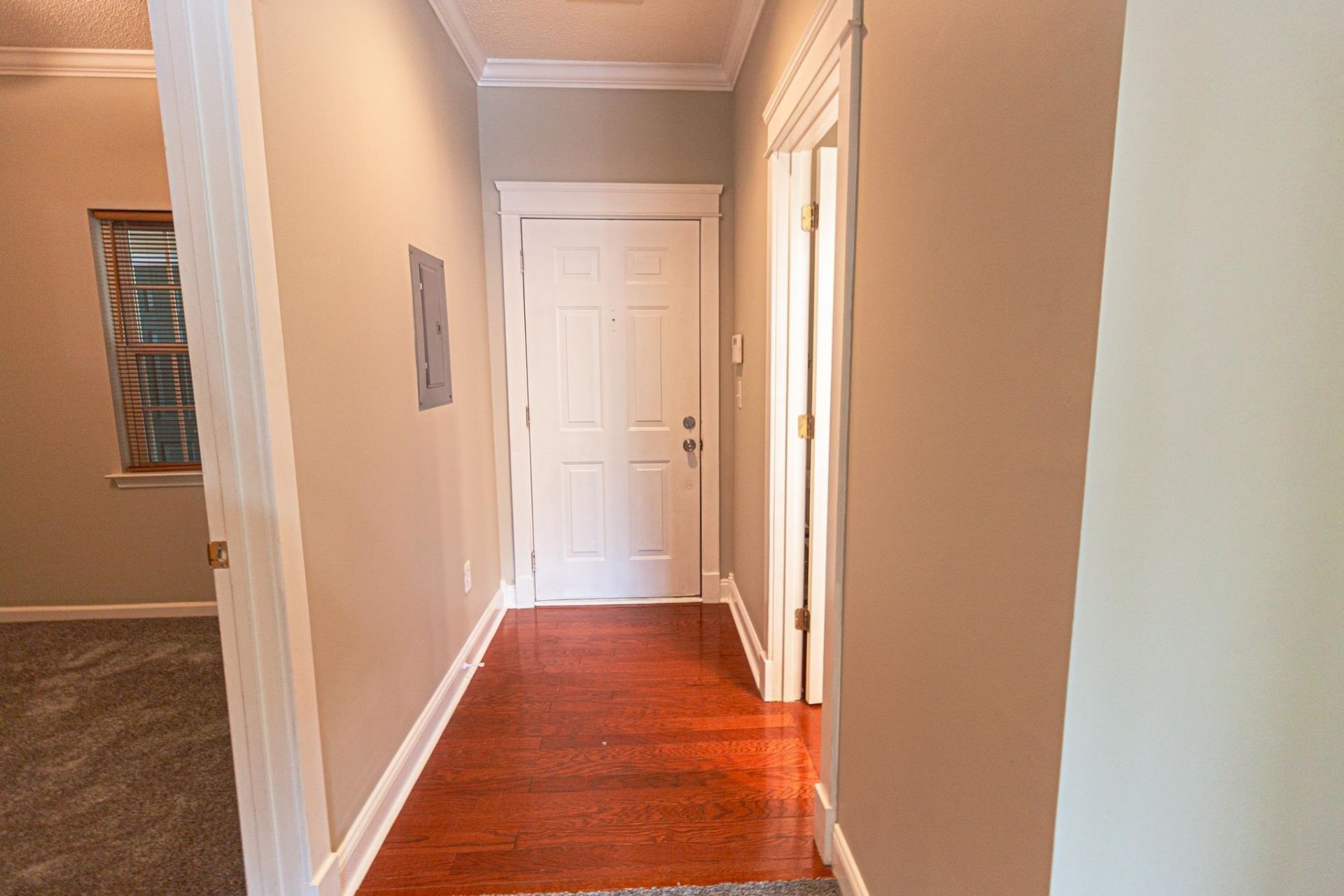 6307 Sweetwater Blvd. Photo 4