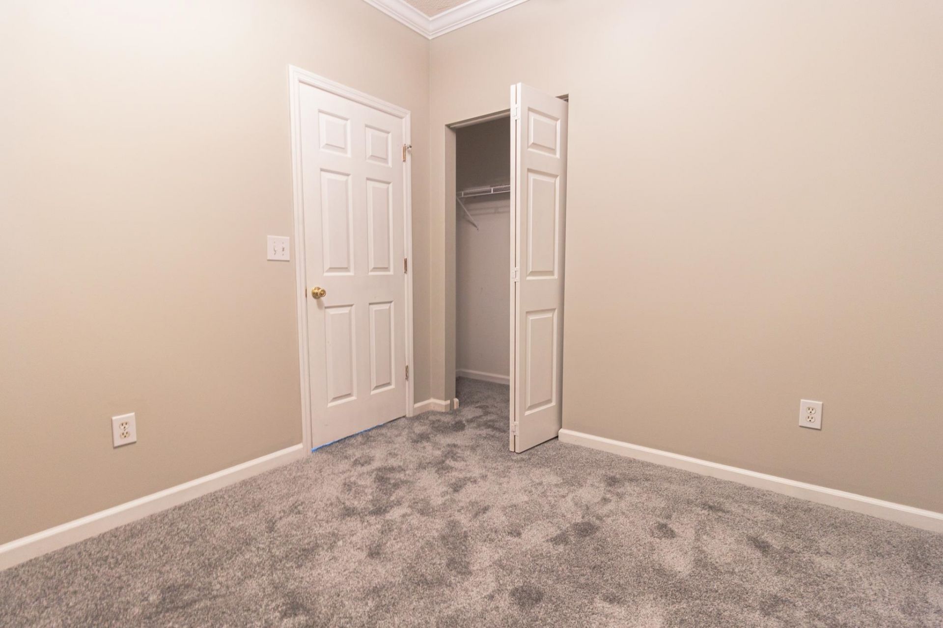 6307 Sweetwater Blvd. Photo 5