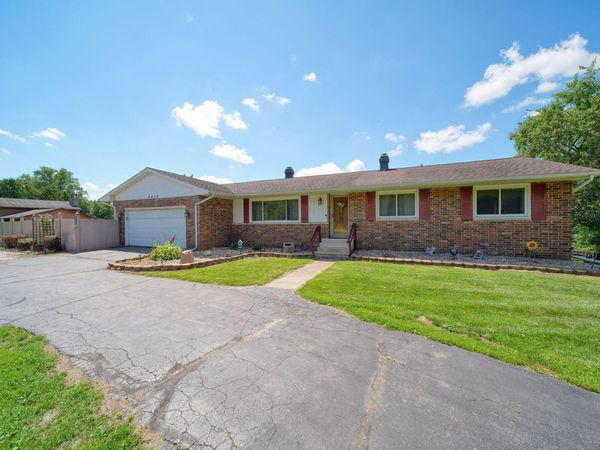 6060 Lansing Avenue, Jackson, MI 49201