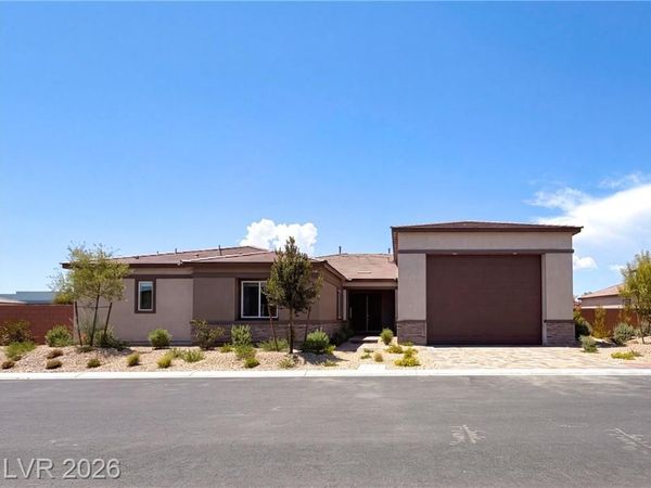 8239 Gusty Brook Street, Las Vegas, NV 89113
