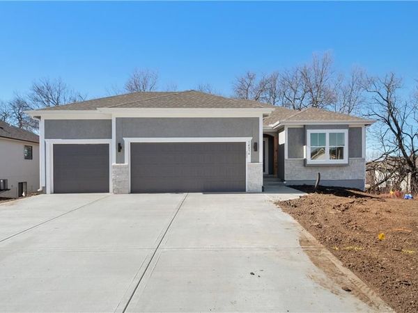 25986 W 140th Street, Olathe, KS 66061