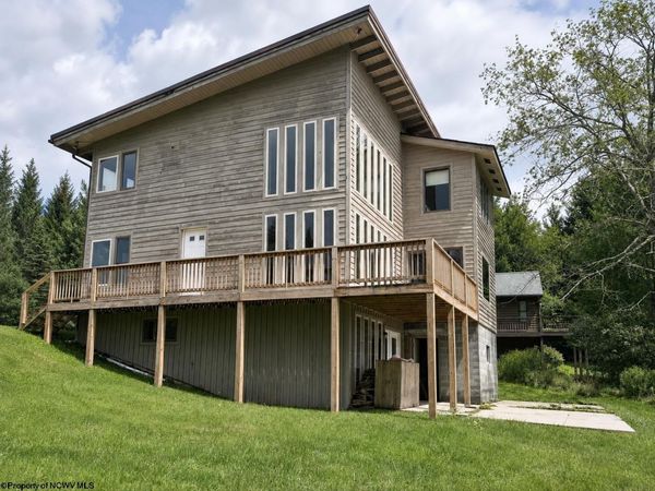 106 Manor Road, Davis, WV 26260