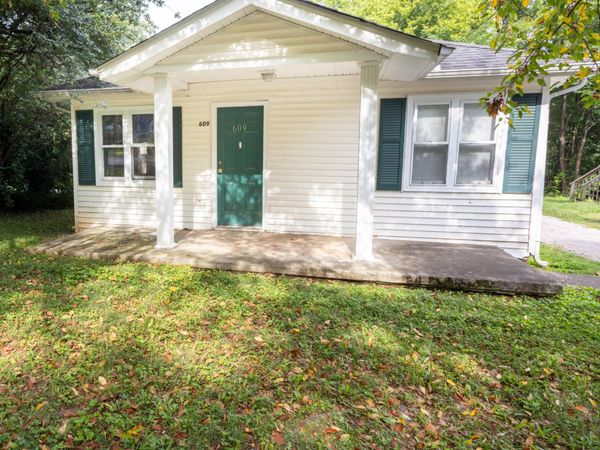 609 W Inskip Drive , Knoxville, TN 37912