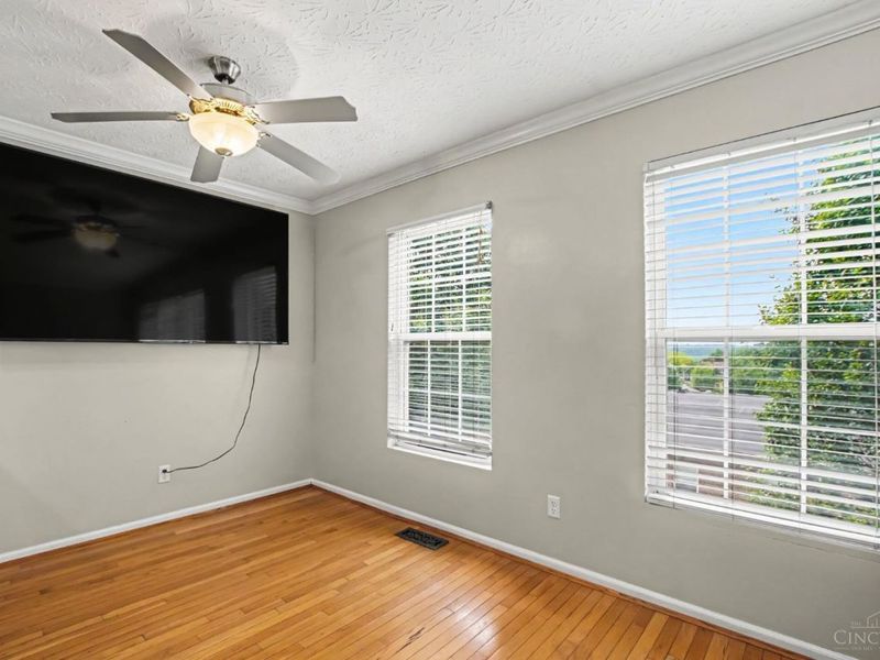 2523 Ravine Street, Unit 2523, Cincinnati, OH 45219 Photo 8