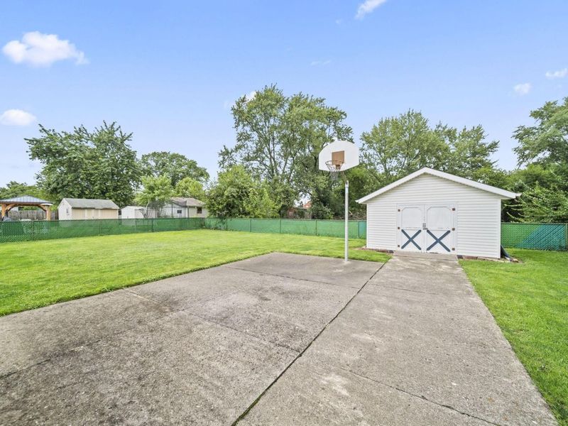 3496 Wicklow Road , Columbus, OH 43204 Photo 39