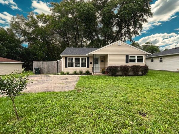 3603 Kirchoff Road , Rolling Meadows, IL 60008