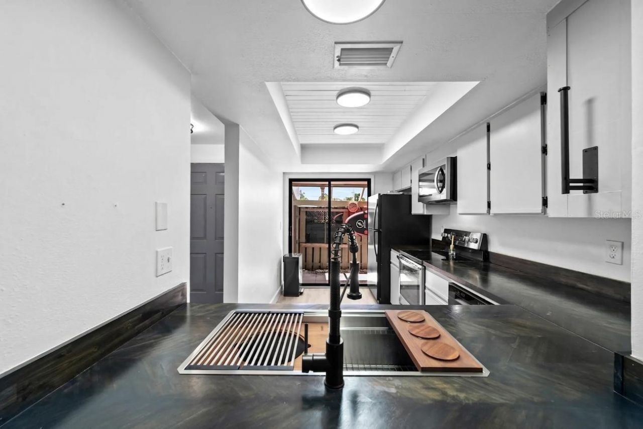 5785 Summer Side Lane, Unit 4A, Sarasota, FL 34231 Photo