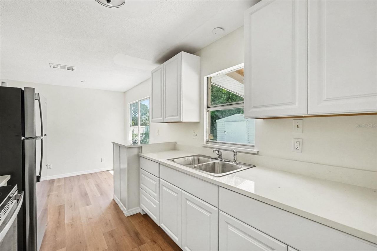 6515 3rd Street Court W, Bradenton, FL 34207 Photo
