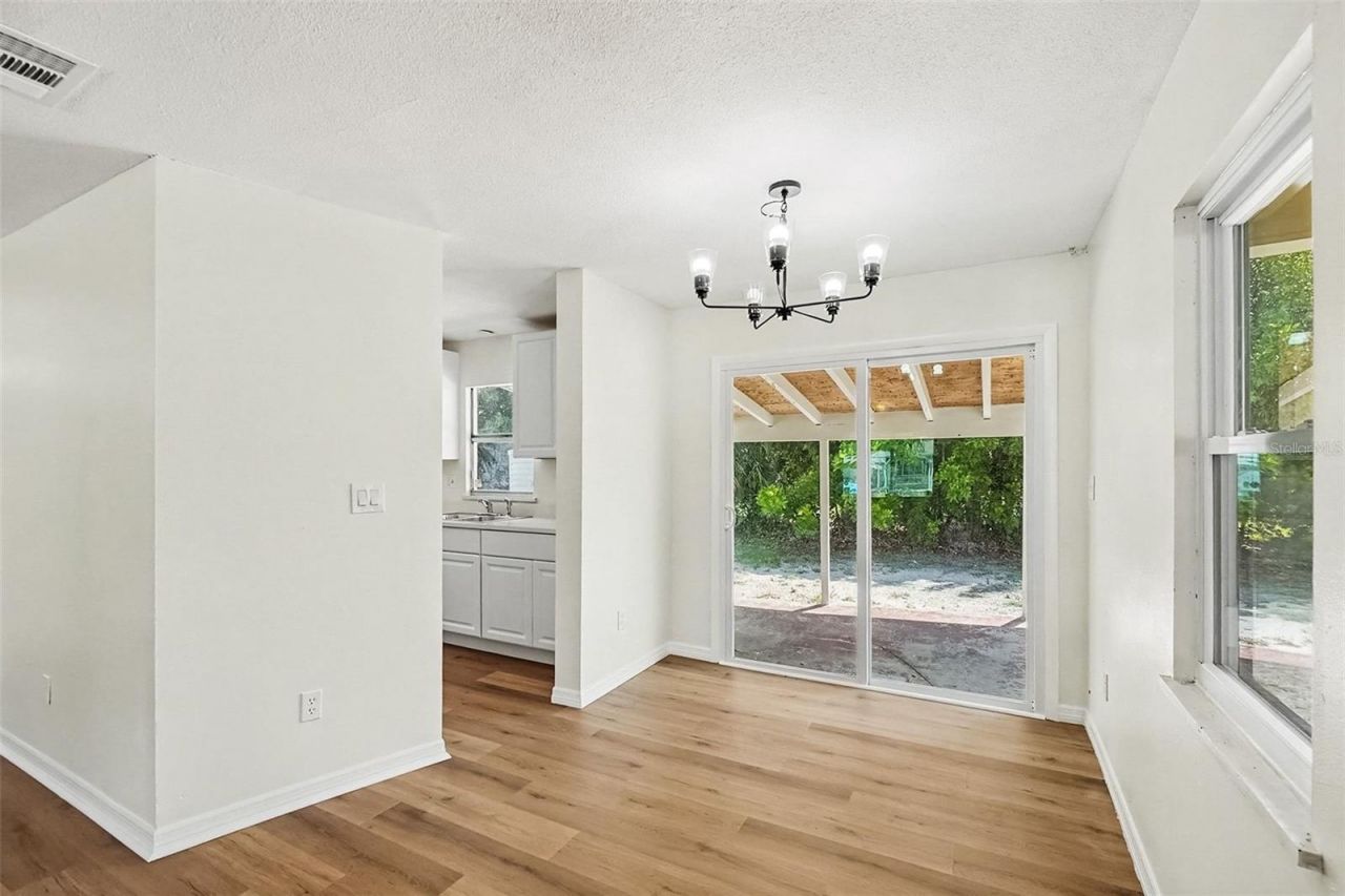 6515 3rd Street Court W, Bradenton, FL 34207 Photo