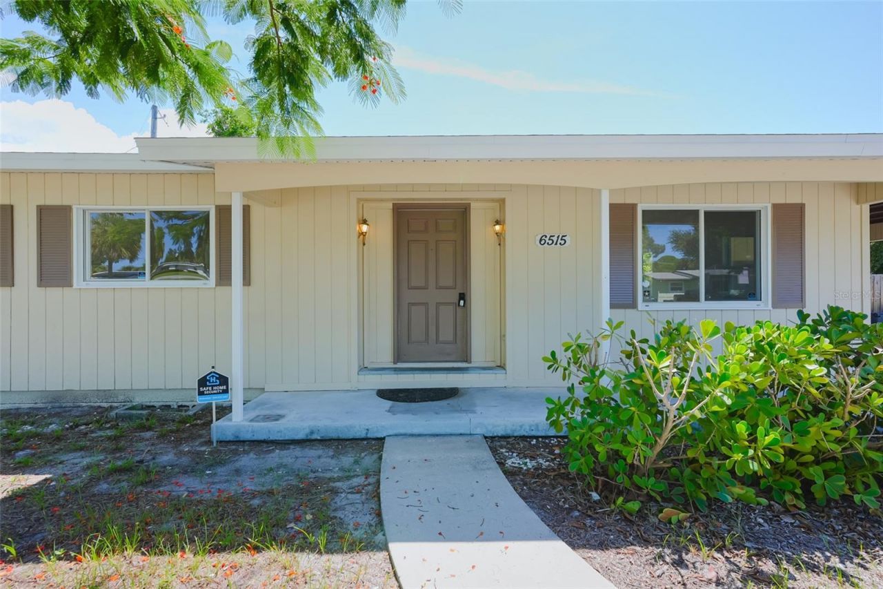 6515 3rd Street Court W, Bradenton, FL 34207 Photo