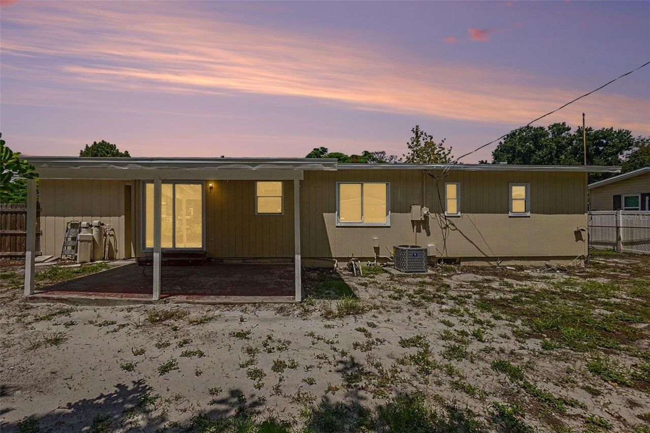 6515 3rd Street Court W, Bradenton, FL 34207 Photo