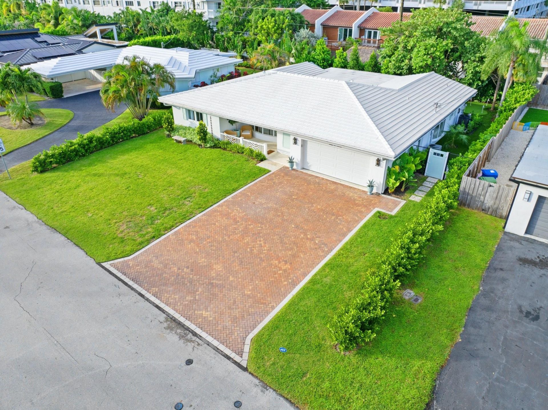 2519 NE 8th Street, Fort Lauderdale, FL 33304 Photo