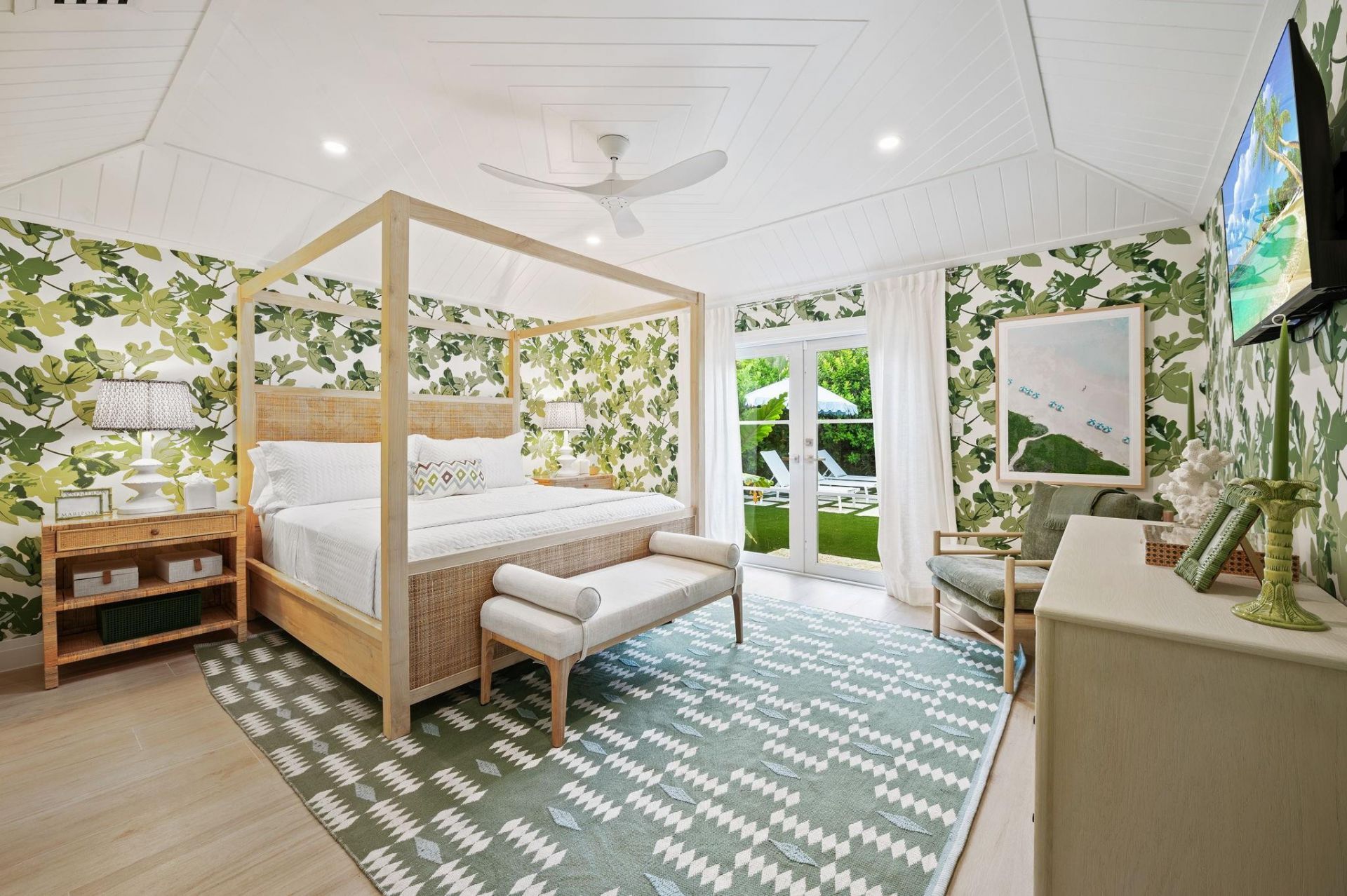 2519 NE 8th Street, Fort Lauderdale, FL 33304 Photo