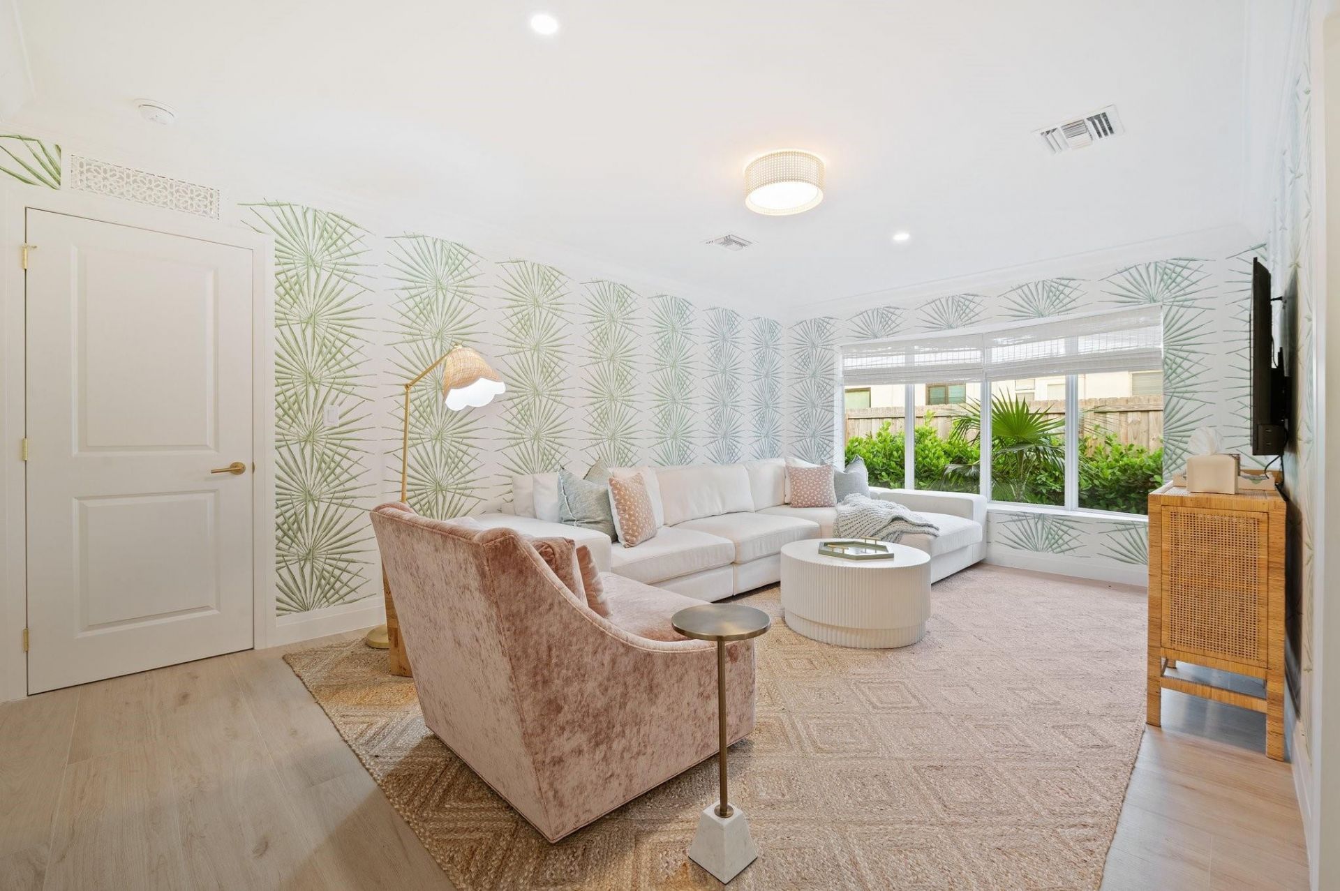 2519 NE 8th Street, Fort Lauderdale, FL 33304 Photo