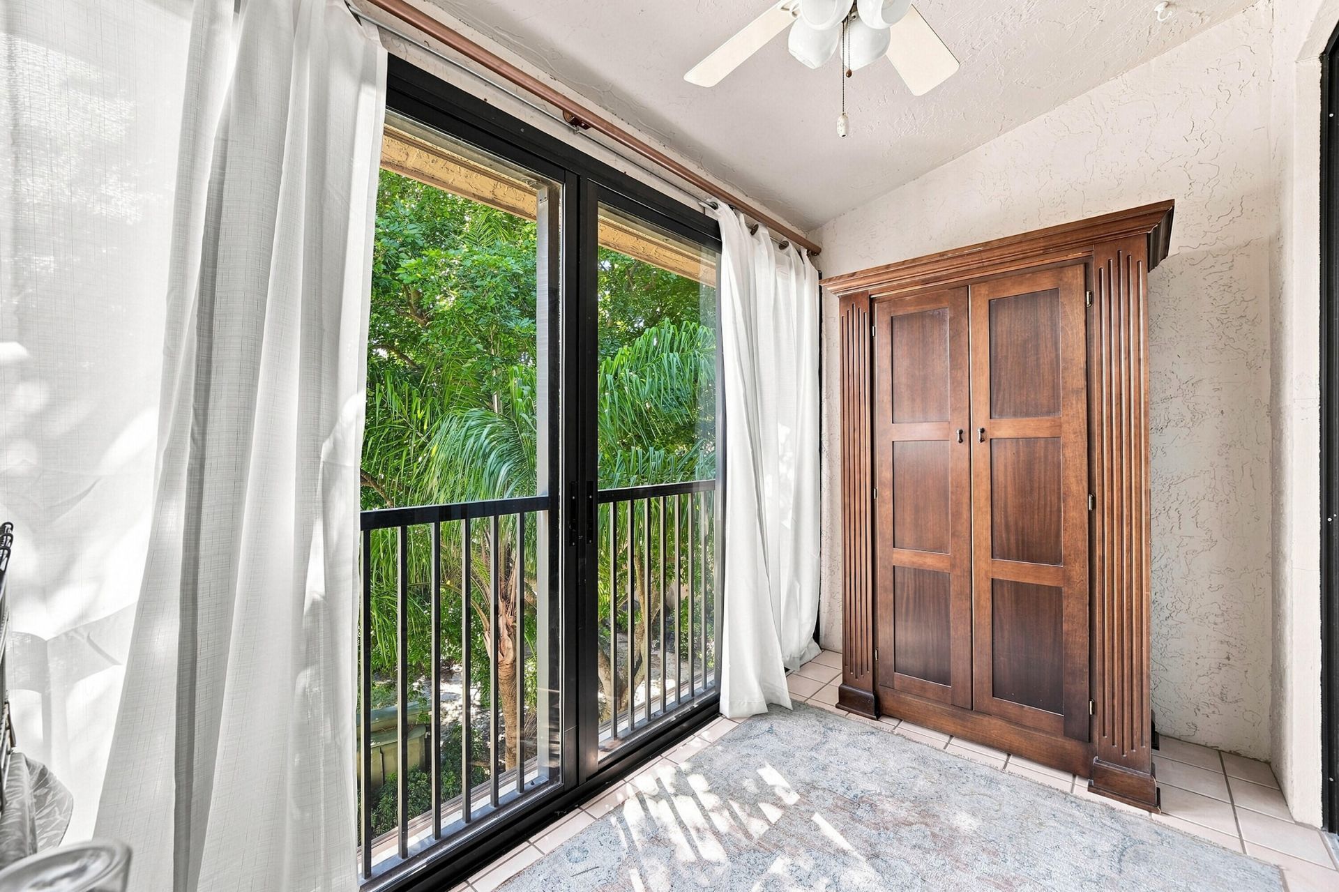 4111 Coral Tree Circle, Unit 321, Coconut Creek, FL 33073 Photo