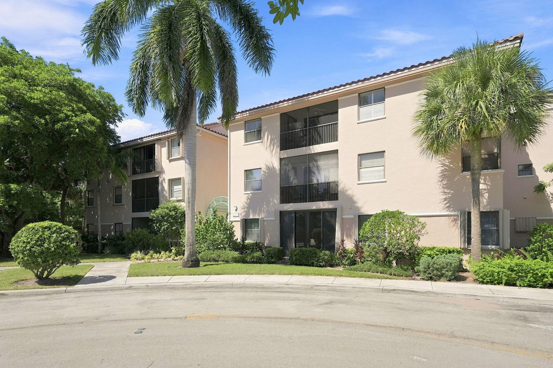 4111 Coral Tree Circle, Unit 321, Coconut Creek, FL 33073 Photo