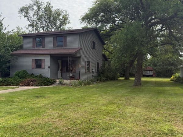 525 1st Street, Dawson, MN 56232