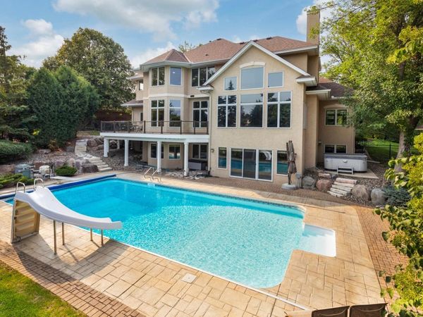7602 S Bay Circle, Bloomington, MN 55438