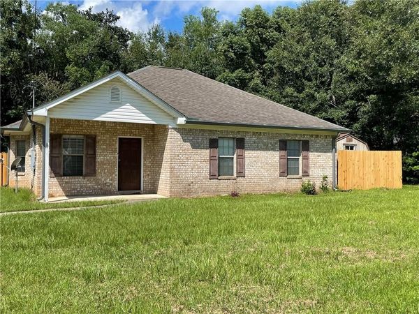 3420 Fairfield Road , Mobile, AL 36605