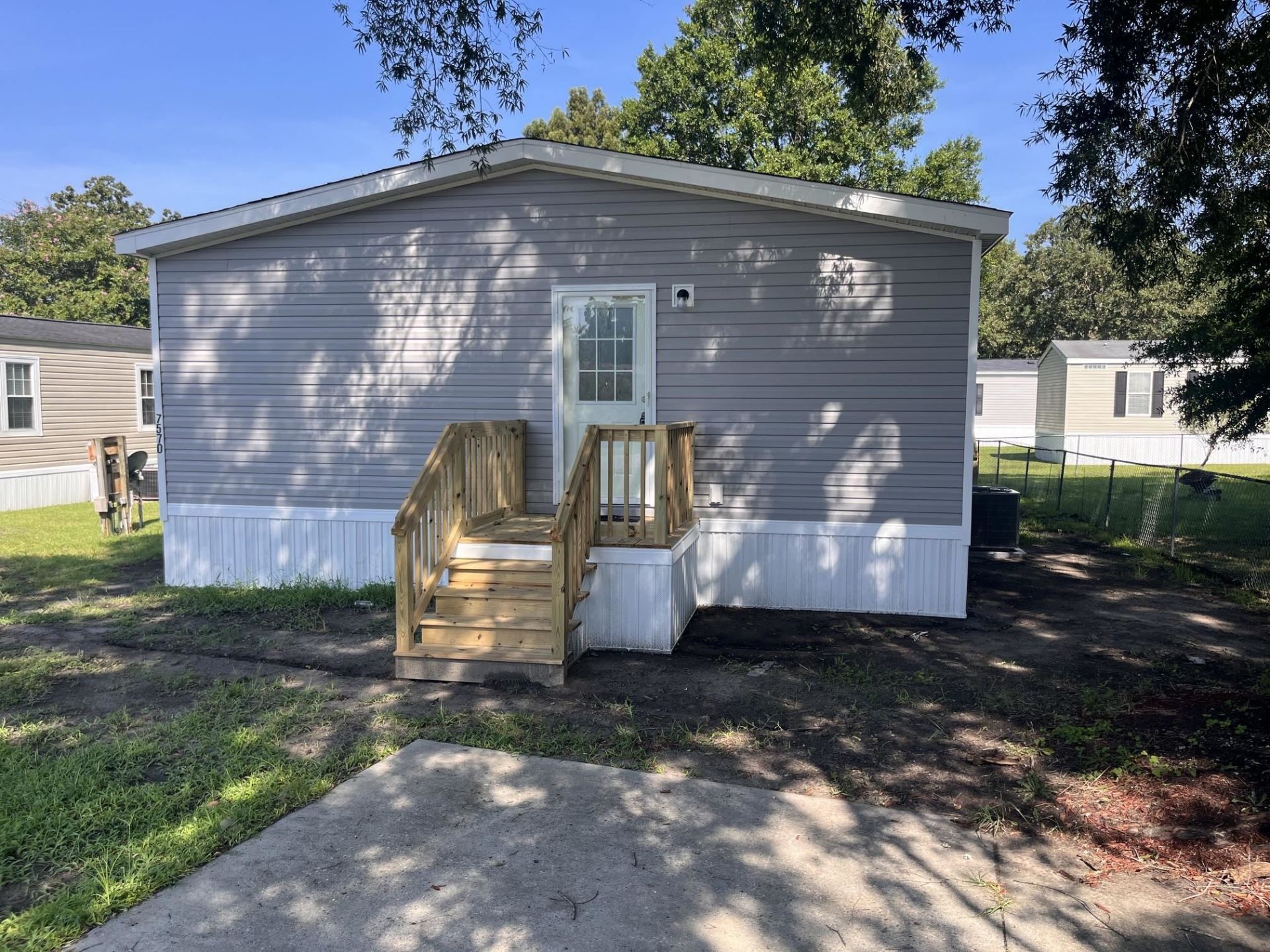 7570 Aubrey Ln. Photo 6