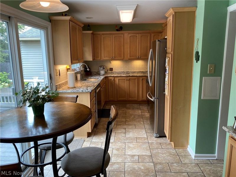 2006 Campus Road, South Euclid, OH 44121 Photo 7