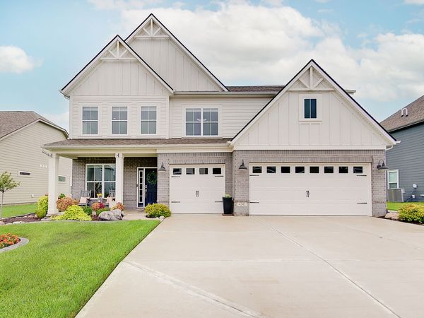 4242 Ironclad Drive , Bargersville, IN 46106