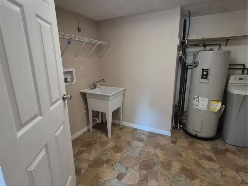 829 Southview Drive, Clayton, OH 45322 Photo 7
