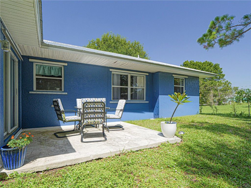 6704 Hulda Drive, Fort Pierce, FL 34951 Photo