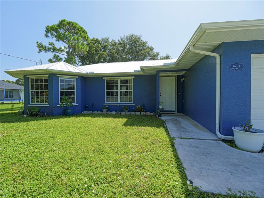 6704 Hulda Drive, Fort Pierce, FL 34951 Photo